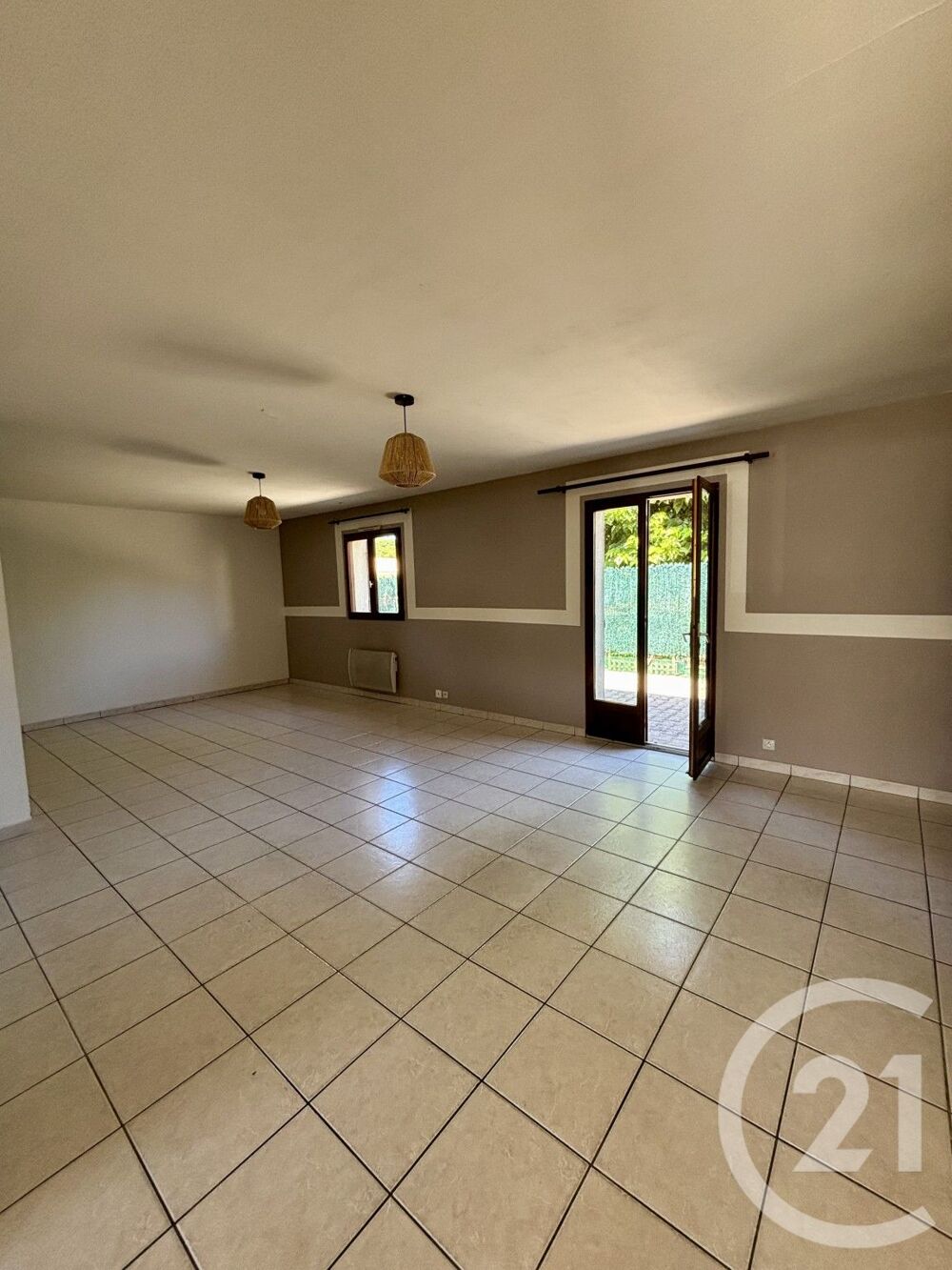 location Maison - 4 pièce(s) - 99 m² Queyrac (33340)