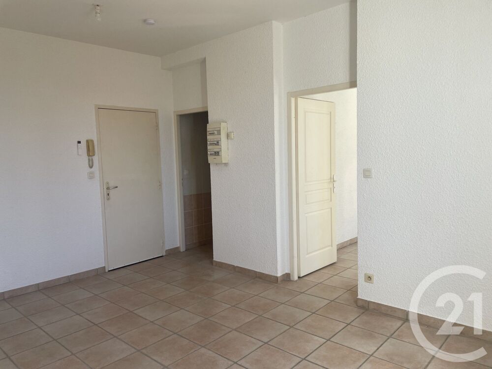 location Appartement - 2 pièce(s) - 32 m² Montpon-Ménestérol (24700)