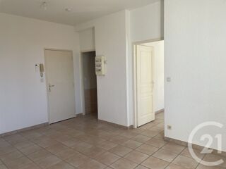 location Appartement - 2 pièce(s) - 32 m² Montpon-Ménestérol (24700)