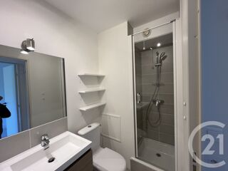  Appartement à louer 1 pièce 19 m²