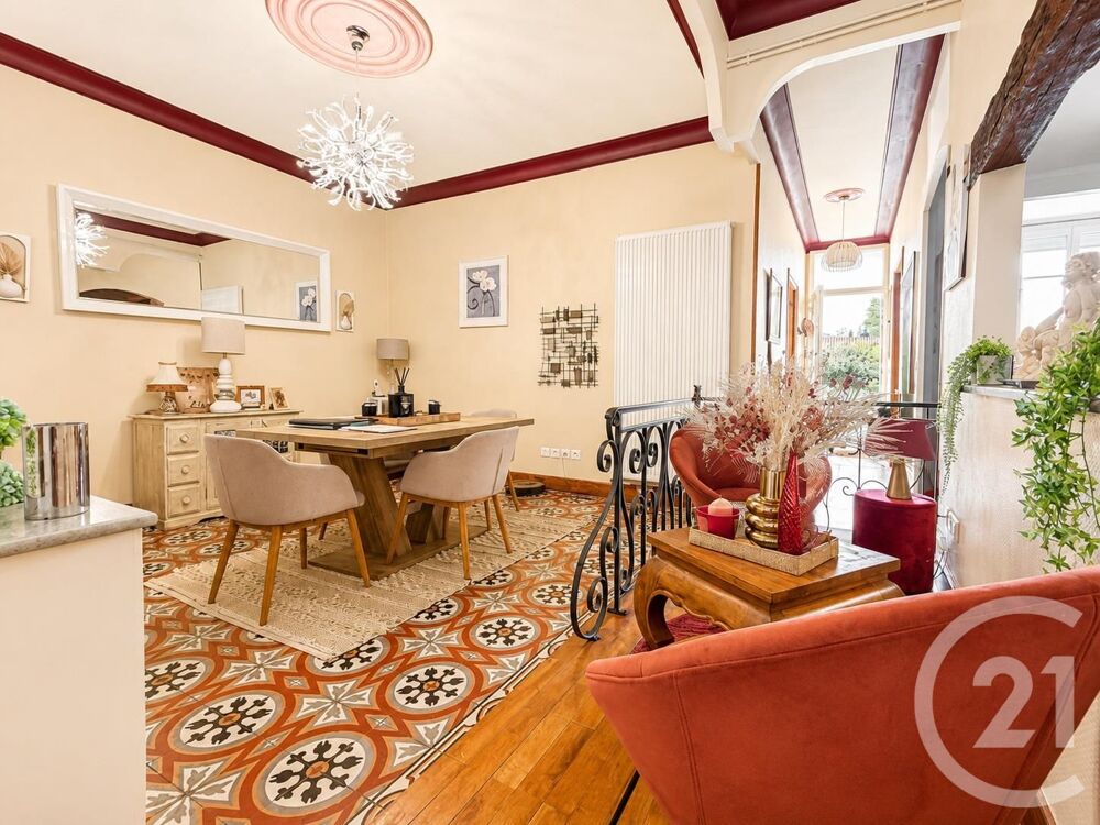 Maison 4 pièces 92 m² · à Castres · 92 m² · 220 000 €