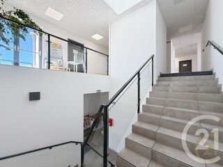  Appartement à louer 2 pièces 42 m²