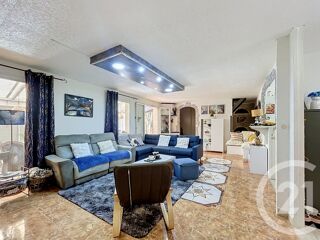  Maison à vendre 10 pièces 305 m²