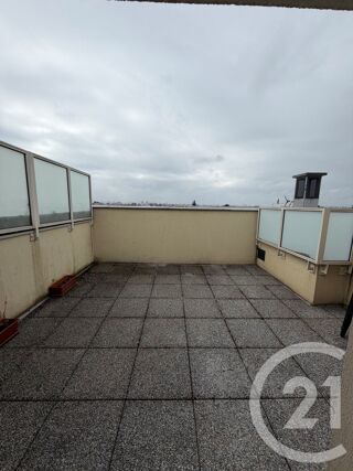  Appartement à louer 3 pièces 64 m²