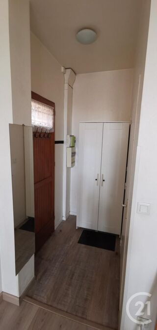  Appartement à louer 1 pièce 21 m²
