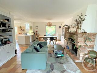  Maison � vendre 6 pi�ces 209 m�