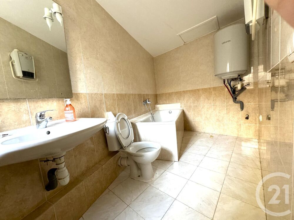À Louer - Charmant Appartement T2 au C½ur d'Istres <....
