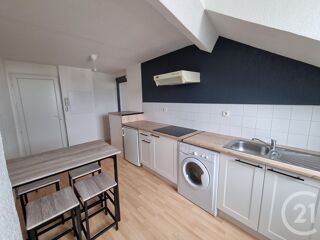  Appartement à louer 1 pièce 38 m²