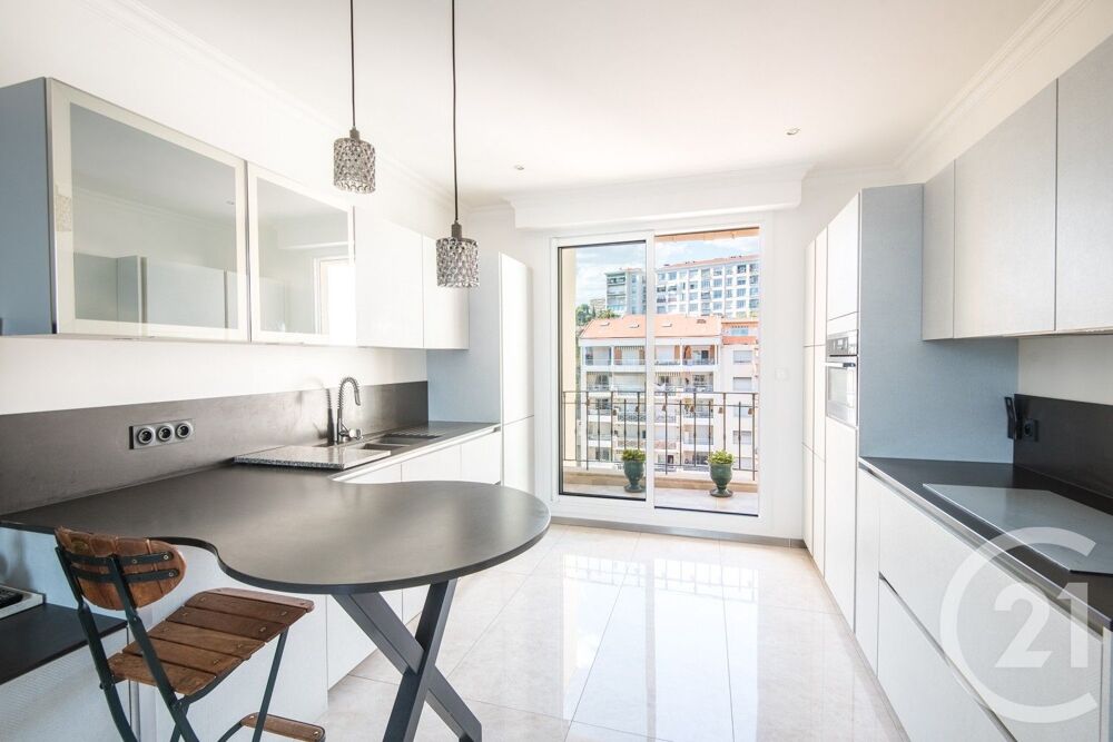 vente Appartement - 3 pièce(s) - 96 m² Nice (06000)