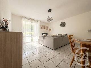  Appartement à louer 2 pièces 44 m²