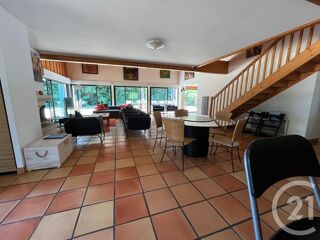  Maison  vendre 12 pices 398 m