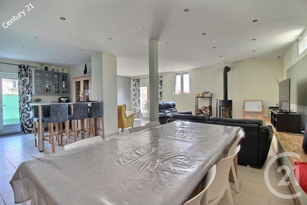 vente Maison - 6 pièce(s) - 177 m² Château-Thierry (02400)