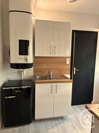  Appartement à louer 1 pièce 19 m²