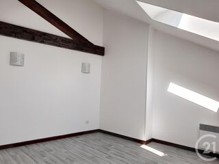  Appartement à louer 3 pièces 65 m²