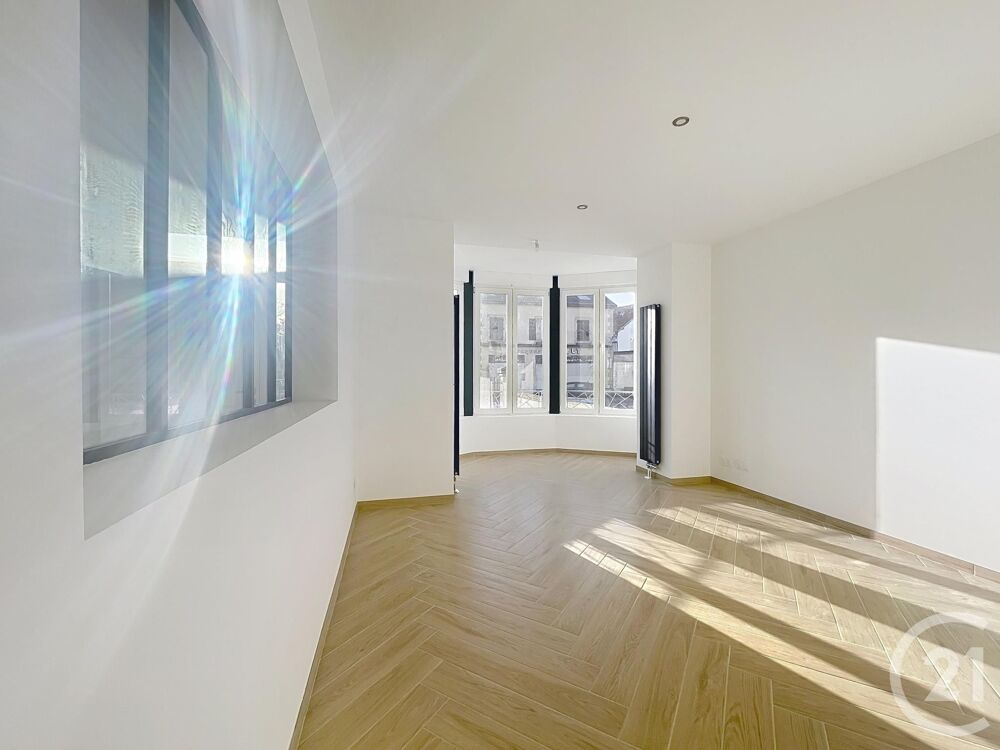 vente Maison - 8 pièce(s) - 320 m² Thaon-les-Vosges (88150)