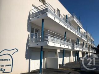  Appartement à louer 3 pièces 61 m²