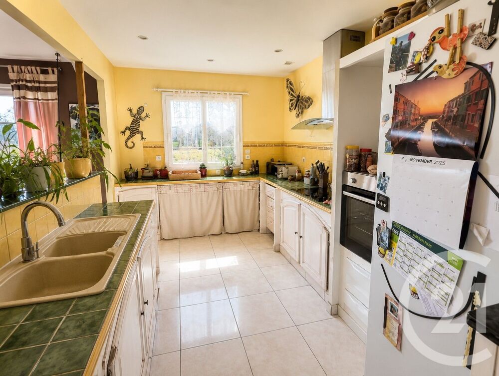 vente Maison - 6 pièce(s) - 139 m² Castéra-Lou (65350)