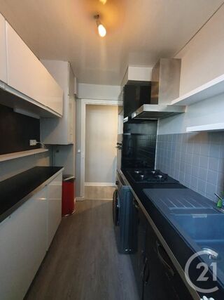  Appartement à louer 4 pièces 62 m²
