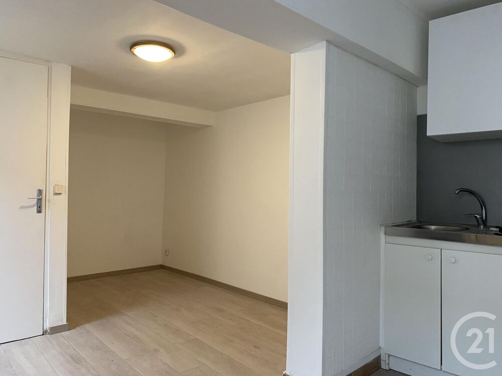 location Appartement - 2 pièce(s) - 32 m² Fontainebleau (77300)