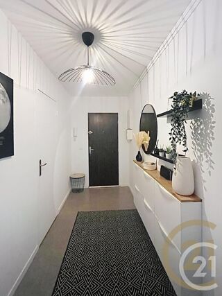  Appartement à louer 3 pièces 70 m²
