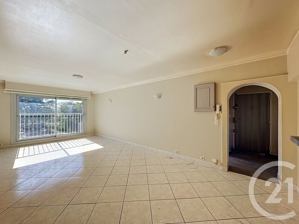 vente Appartement - 4 pièce(s) - 79 m² Vénissieux (69200)