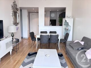  Appartement à louer 2 pièces 45 m²