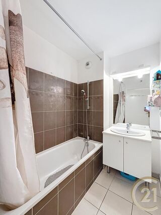  Appartement � vendre 3 pi�ces 63 m�