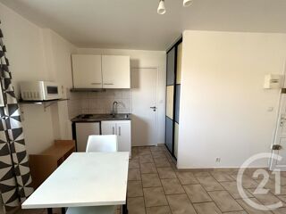  Appartement à louer 1 pièce 17 m²