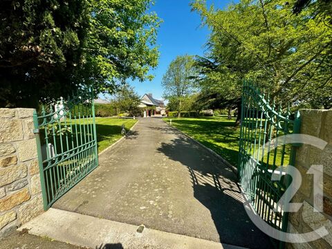   Vente Maison Maison - 7 pi�ce(s) - 739 m�