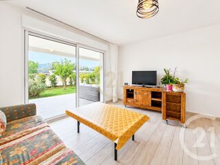  Appartement à louer 3 pièces 61 m²