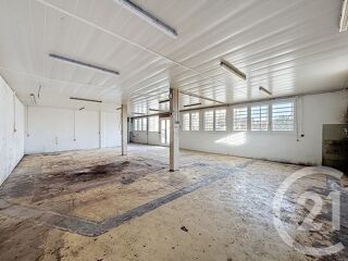  Parking / Garage à vendre 190 m² Vieux charmont