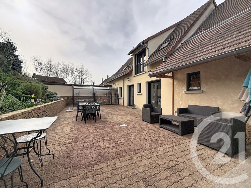 Maison 7 pièces 250 m² · à St Pourcain sur Sioule · 250 m² · 270 000 €