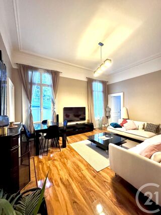  Immeuble � vendre 494 m�