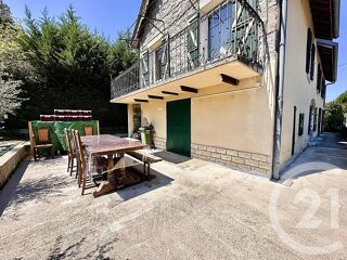  Maison  vendre 6 pices 198 m