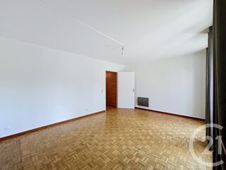  Appartement à louer 3 pièces 61 m²
