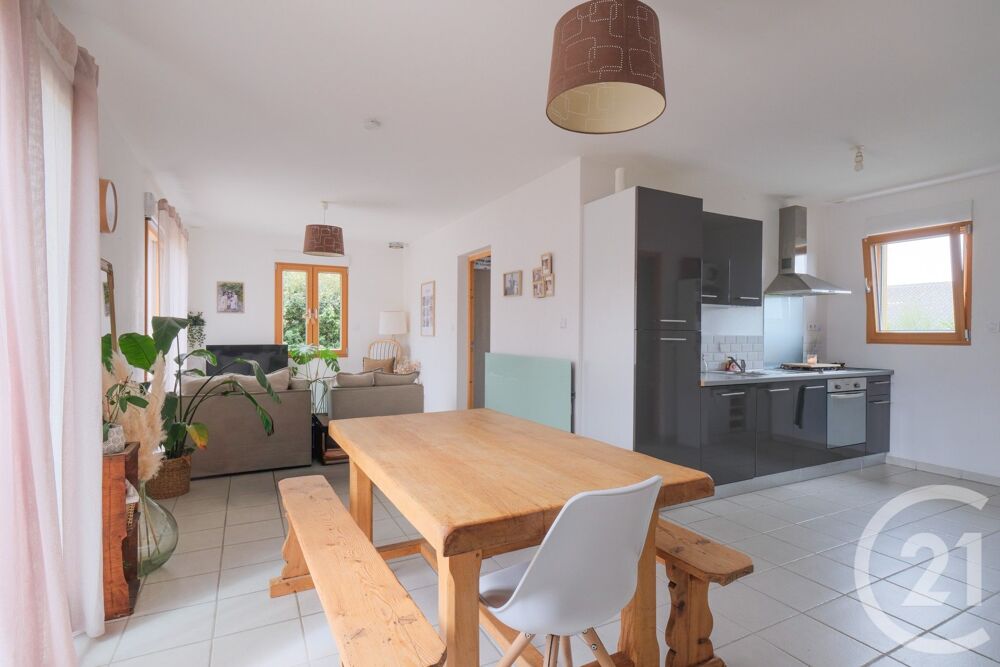 Vous recherchez une maison récente, fonctionnelle et idé....
