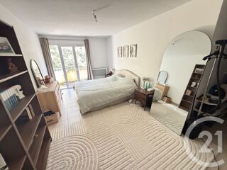  Appartement � louer 4 pi�ces 75 m�