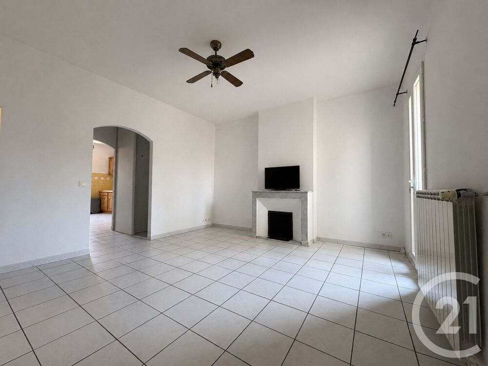 À vendre Bel appartement T3 de 70 m² Dernier étage Lu....