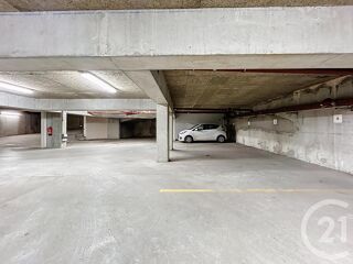  Parking / Garage � louer 10 m�