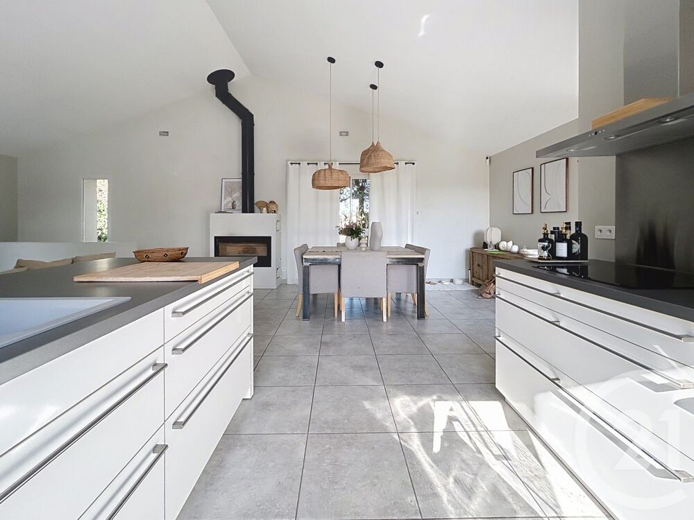 � vendre  Maison Saint-Jean-du-Pin (30140)