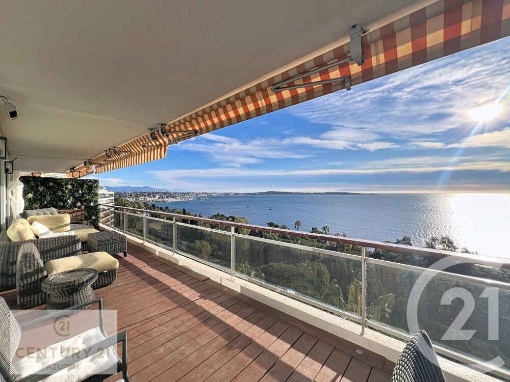 Appartement 5 pièces 107 m² · à Le Golfe Juan · 107 m² · 1 590 000 €