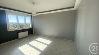  Appartement à vendre 4 pièces 77 m²