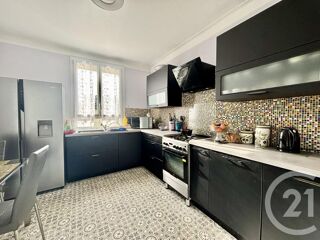  Maison � vendre 5 pi�ces 259 m�