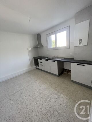  Maison à louer 5 pièces 94 m²