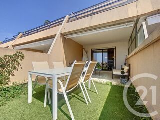  Appartement à louer 3 pièces 84 m²