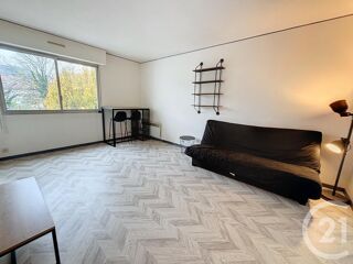 Appartement à louer 1 pièce 28 m²