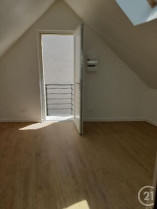  Appartement à louer 1 pièce 19 m²