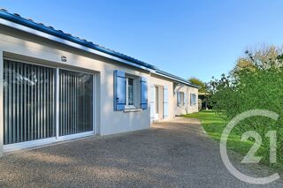 Maison 7 pièces 166 m² · à Montpon-Ménestérol · 166 m² · 260 000 €