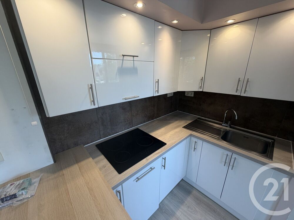 location Appartement - 1 pièce(s) - 28 m² Saint-Cyr-sur-Loire (37540)