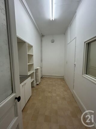  Immeuble � vendre 270 m�